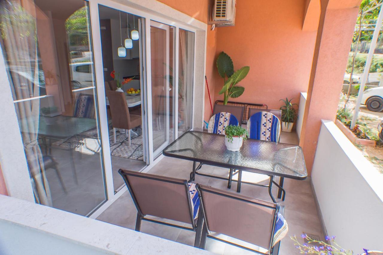 Apartments Kovac Tivat Exteriér fotografie