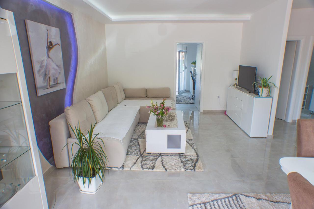 Apartments Kovac Tivat Exteriér fotografie